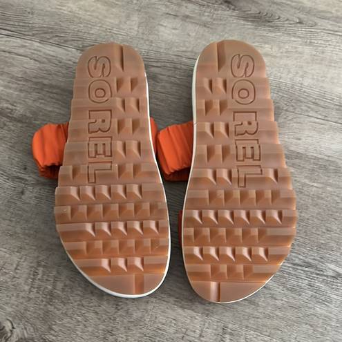 Sorel  Slip-on Sandals in Orange