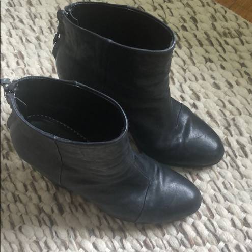 Rag and Bone  Black Leather Newbury Boots sz 9.5