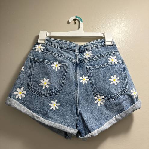 Daisy Shorts