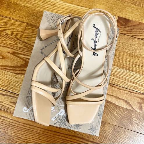 Free People Faye Strappy Heels Sz 38 EU Camel Ankle Wrap Square toe NEW