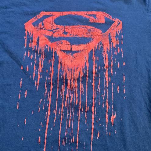 DC Comics Superman large woman’s navy blue tee shirt