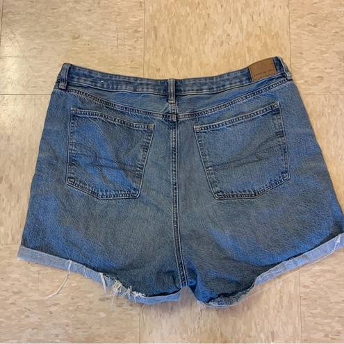 American Eagle Highest Rise Cross Over Mom Shorts