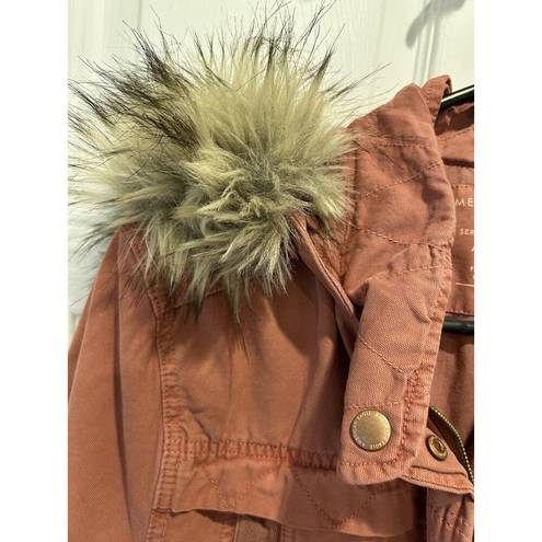 American Eagle  Parka Jacket Size Large Blush Rose Faux Fur Hood Supernatural