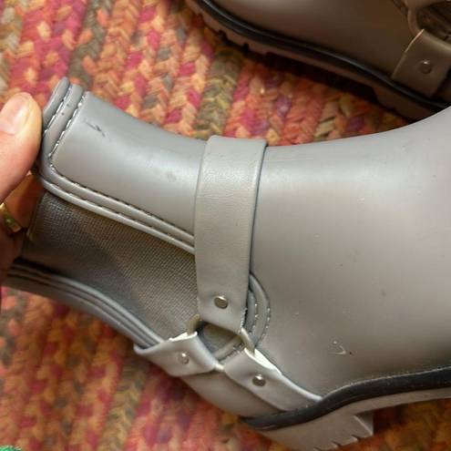 Bernardo  GREY RUBBER RAIN CHELSEA BOOTS