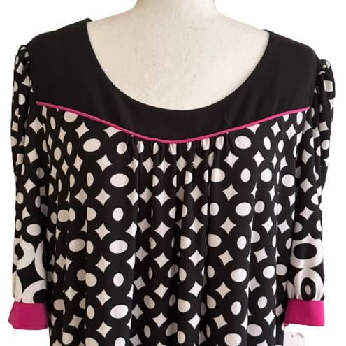 Tiana B  Dress Short Sleeve Knee Length Shift Black White Pink Trim Dress Size 18