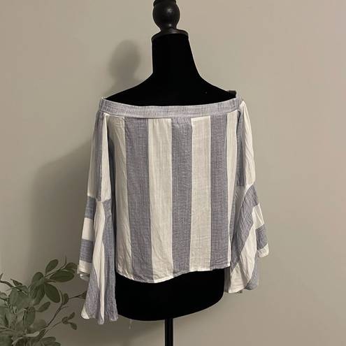 SEEK the Label  Off Shoulder Top-Size Small