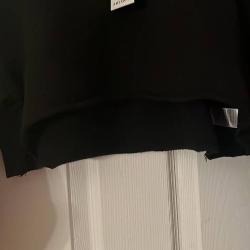 Good American  Black Crewneck cropped sweatshirt NWT Size XS