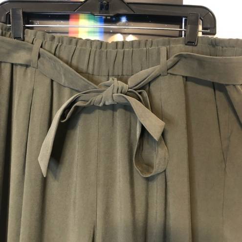 Chelsea 28 Cropped Paperbag Waist Pants XL