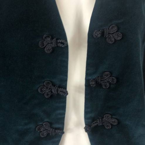 Karen Scott Vintage  green velvet vest with frog closure