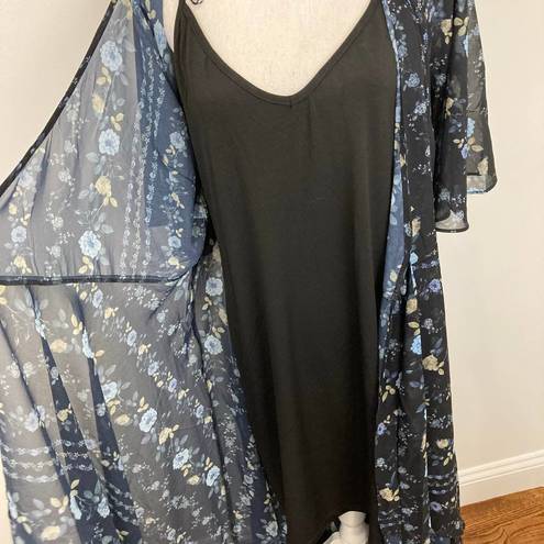 City Chic NWOT  Floral Wrap Maxi Dress Size 14