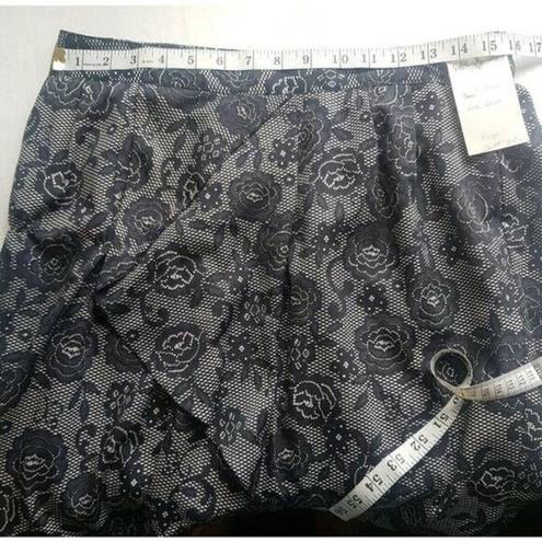 Krass&co Apparel . Womens Skirt Floral Size Large 100% Silk Mini Elastic Waistline