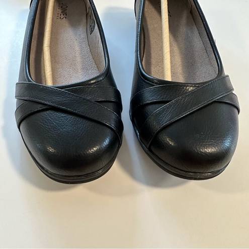 Jones New York  NWT Gianni Black Casual Comfort Flats WIDE WIDTH