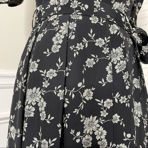 Krass&co  black floral puff sleeves maxi gown size small