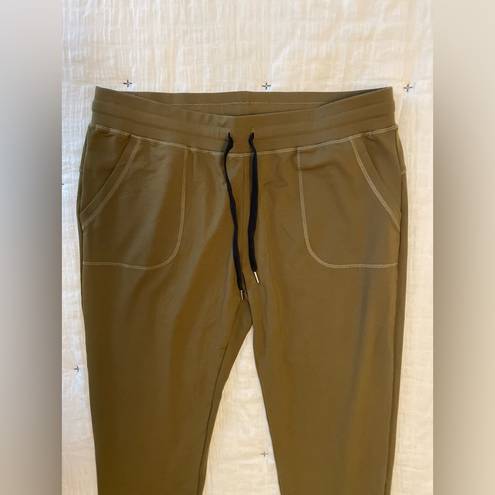 Zyia  Active Unwind Joggers Sweatpants in Olive Green Size XL