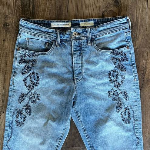 Pilcro and the Letterpress Anthropologie Pilcro Button Fly High Rise Emroidered Cropped Jeans Women’s 29