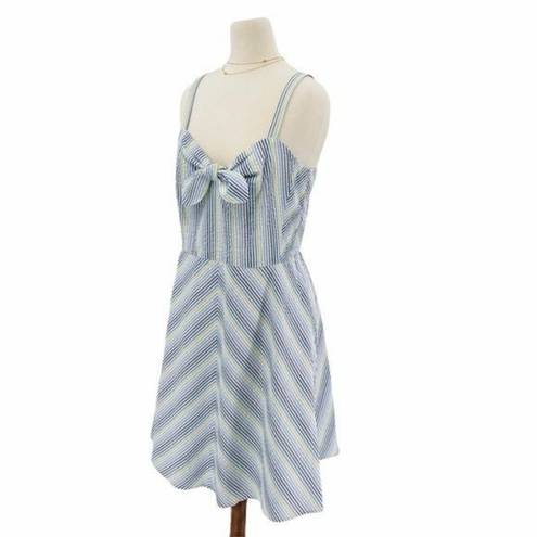 Draper James  Seer Sucker Blue & White Bow Dress Size 8 NEW