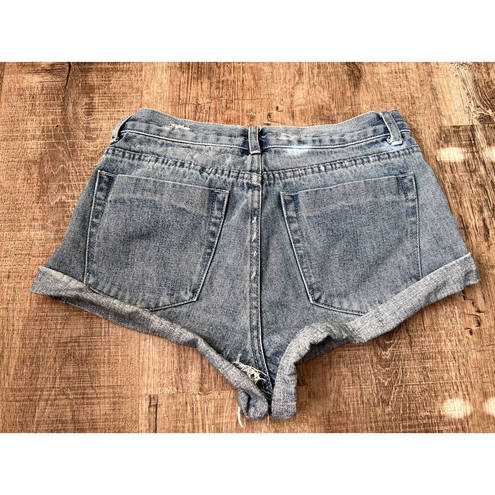 Elan Distressed Lightwash Jean Short