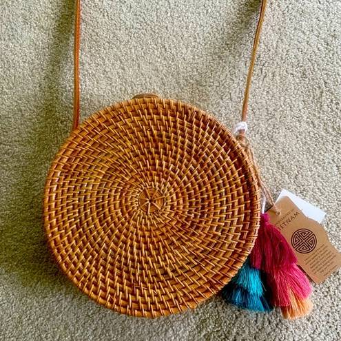 HANDCRAFTED IN VIETNAM WOVEN RATTAN GENUINE LEATHER CIRCLE PATTERN CROSSBODY BAG