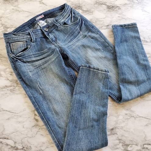 Bongo  lowrise skinny jeans size 7