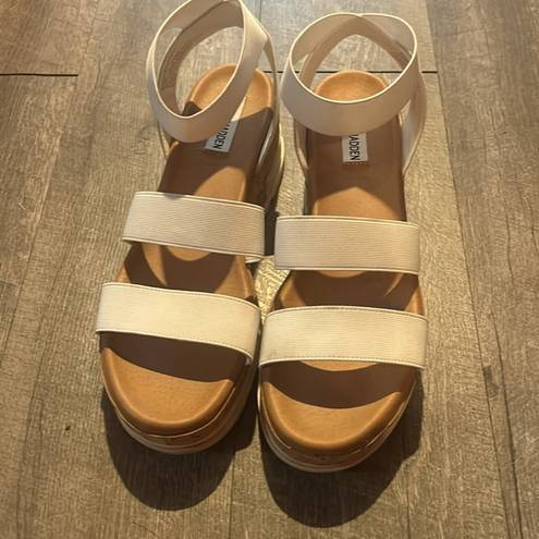 Steve Madden  Womens Bandi Sandal Size 9.5 White Cork-wrapped wedge heel