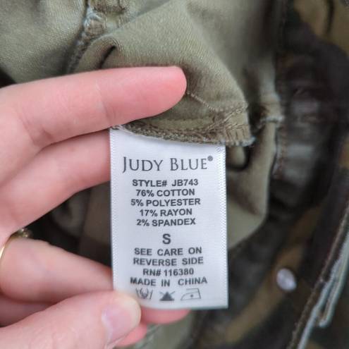 Judy Blue  Green Military Camo Denim Trucker Jacket Women's Size Small Stretch