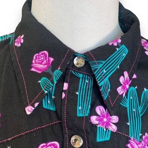 Blossom Cowgirl Hardware Shirt Black Pink Cactus  Floral Snap Front Western Top