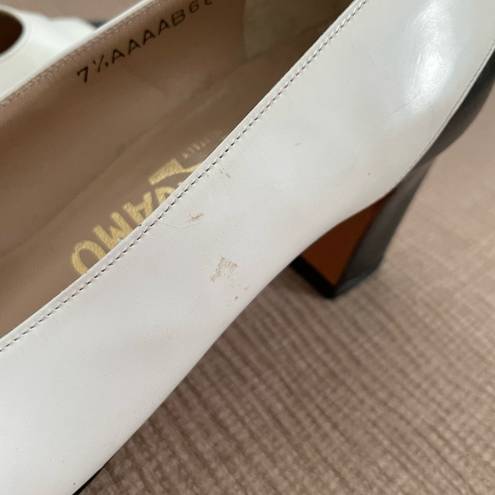 Salvatore Ferragamo  Vintage Cap Toe Pump size 7 1/2