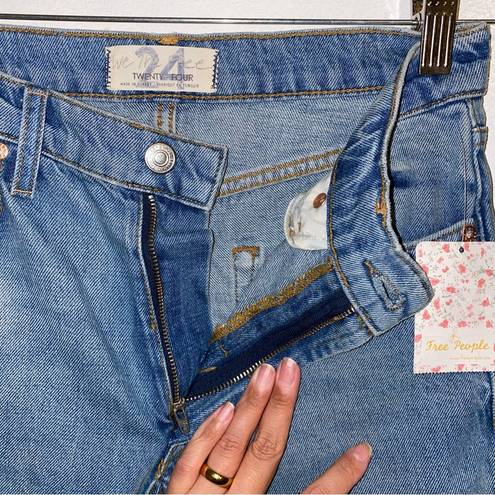 We The Free Free People  Vixen Cigarette Jean in Vintage Indigo size 24 🆕