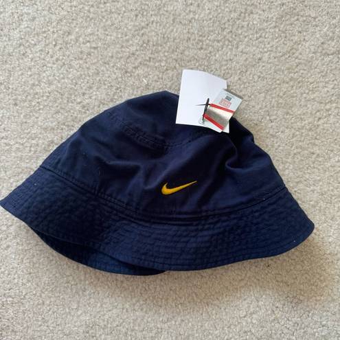 Nike  University of Michigan Bucket Hat