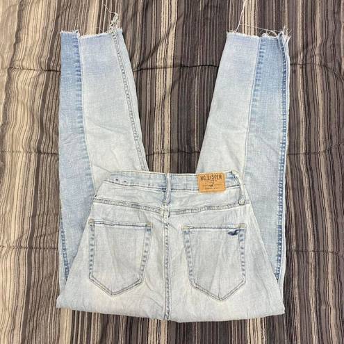 Hollister  Boyfriend High Rise Jeans