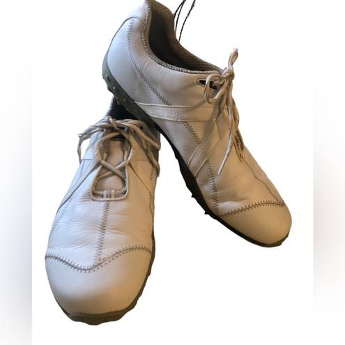 FootJoy FJ Women’s White Leather Golf Shoe Size 10.5 Spikes Lace Up 55141 Sporty
