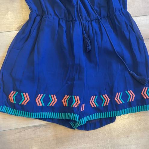 Adelyn Rae NWT  Embroidered Romper Navy Turquoise Sz M