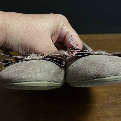 American Eagle  woman’s 7.5 Dark Taupe Ballet Flats