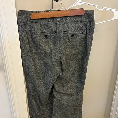 Loft dress pants size 2. Excellent condition wide leg.