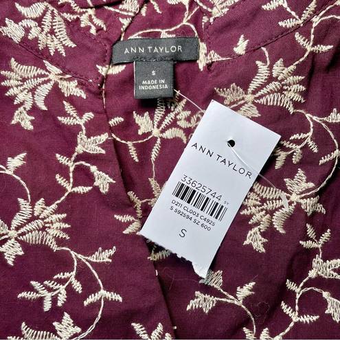 Ann Taylor  NWT Women's Small Maroon Floral Embroidered Blouse Puff Sleeve Ruffle