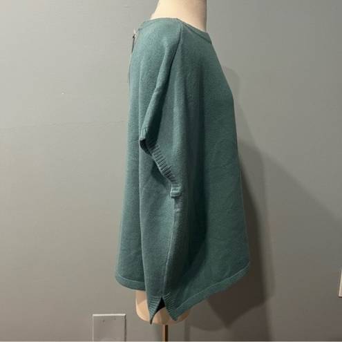 Cyrus NWT  Aqua Fresh Green Sweater Knit Poncho Size Small