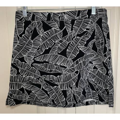 Rafaella Rafaela Comfort skort black and white botanical print