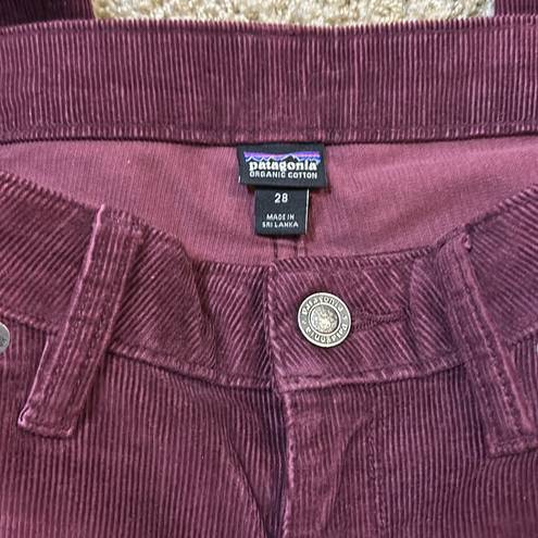 Patagonia  Women's Everyday Corduroy Pants Organic Size 28 / 6 burgundy red