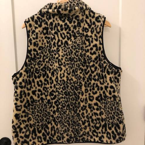 CHAPS Sherpa fleece zip up vest cheetah print