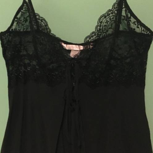 Victoria's Secret NWOT Victoria’s Secret black chemise