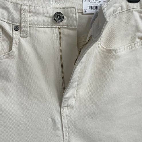 Style & Co  SZ 10 Straight Leg Mom Jeans High-Rise Stretch Pockets Zip-Fly Beige