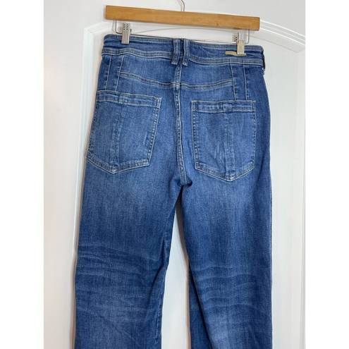 Pilcro  High Rise Medium Wash Tapered Waist Distressed Cropped Jeans Size 29