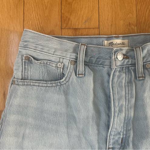 Madewell  The Mom Jean Short 27 Light Wash