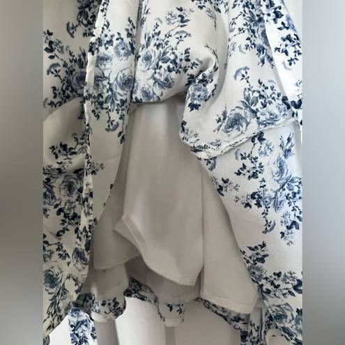 Altar'd State  - Blue & White Floral Dress