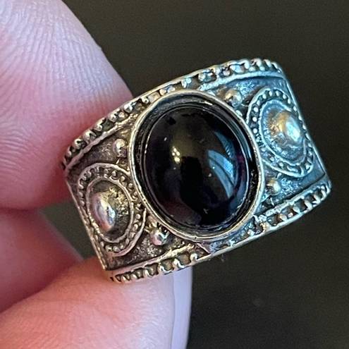 Onyx Vintage black  antique silver plated ring size 6.5