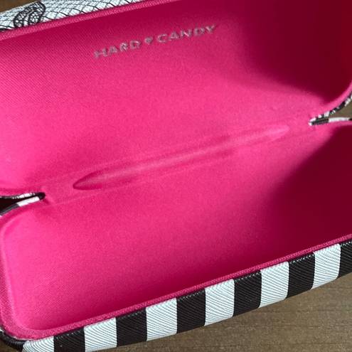 Hard Candy  Hard Shell Clam Closure Sunglasses Travel Case with Lace Stripe Print