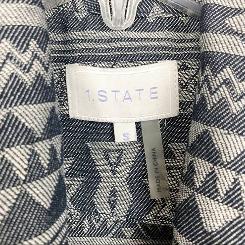 1. State  Open Front Vest Blue & White Geo Print Sm