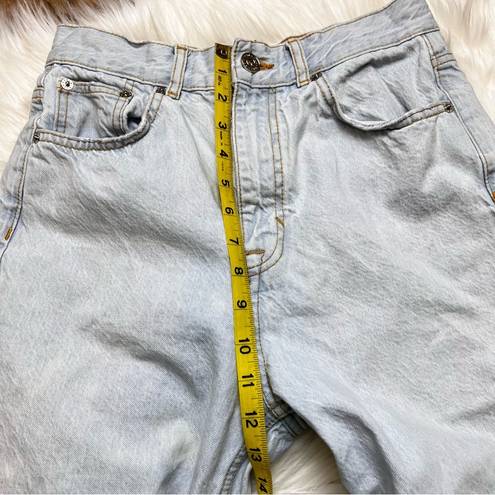 Pull & Bear  High Waist Ripped Jeans. Size 6.