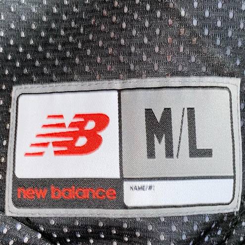 New Balance NWOT  Reversible Black & White Jersey Tank Top