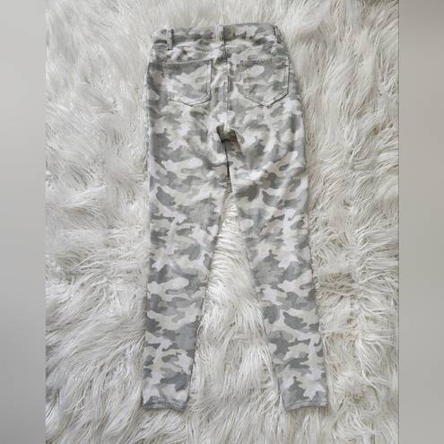 Faded Glory Light Grey Camo Jeggings by , Women's -SMALL-